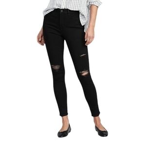 6 Petite • Old Navy • High-Waisted Rockstar Super-Skinny Distressed Jeans